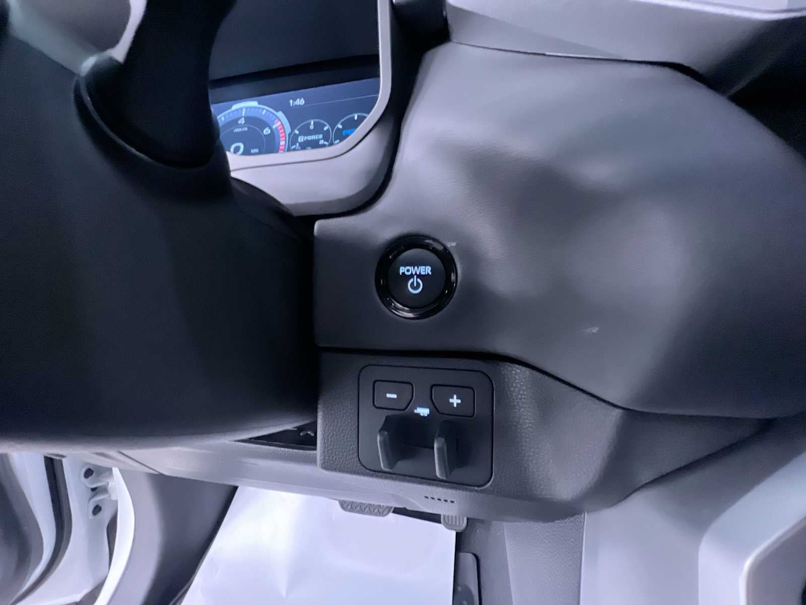2025 Toyota Tundra Platinum Hybrid