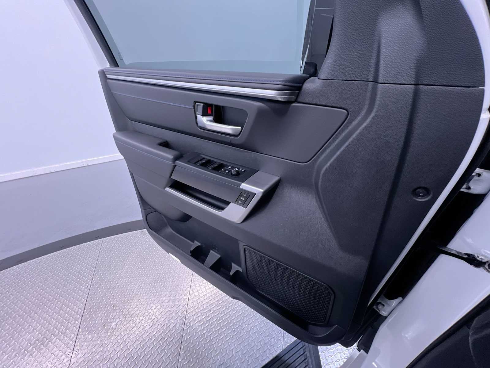 2025 Toyota Tundra Platinum Hybrid