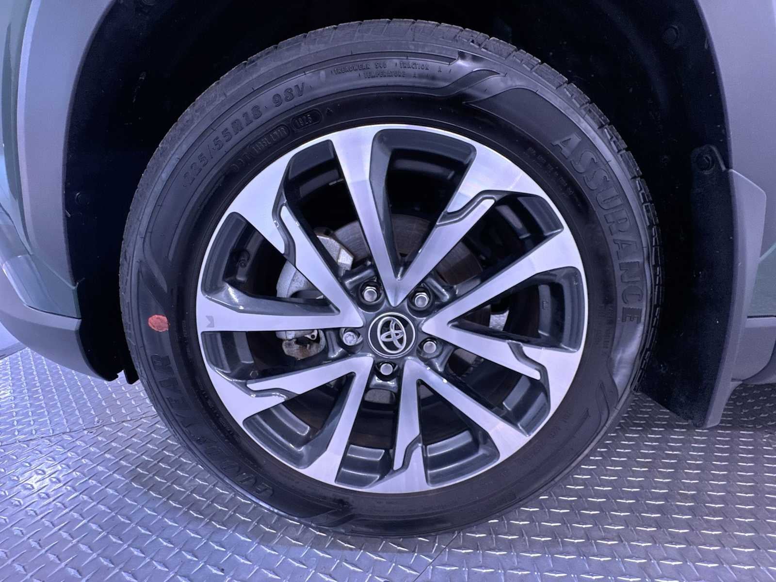 2025 Toyota Corolla Cross XLE