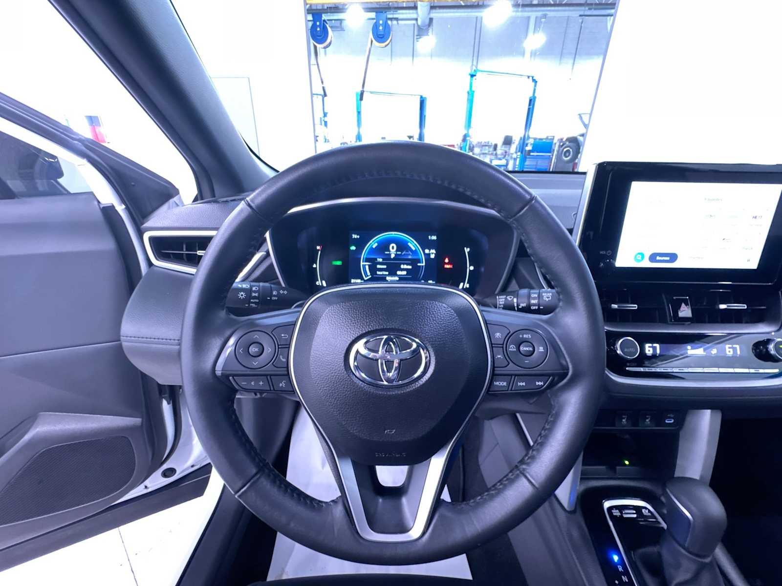 2025 Toyota Corolla Cross Hybrid XSE