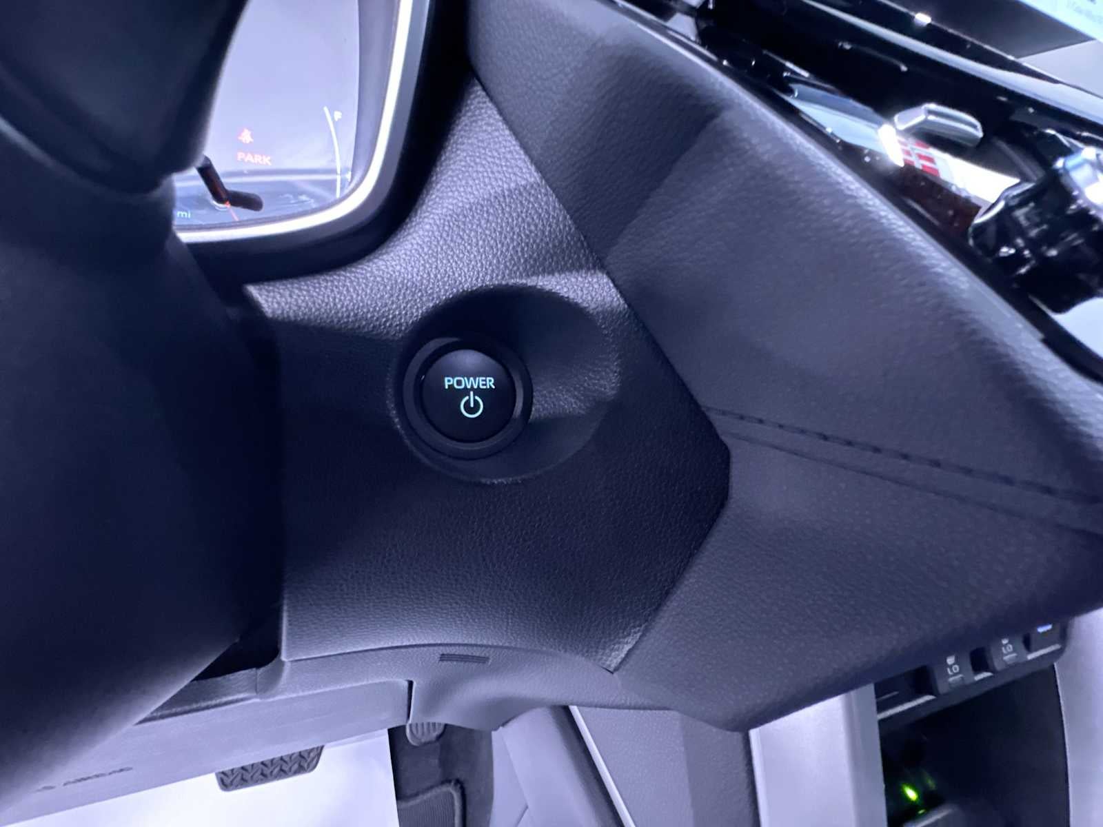 2025 Toyota Corolla Cross Hybrid XSE