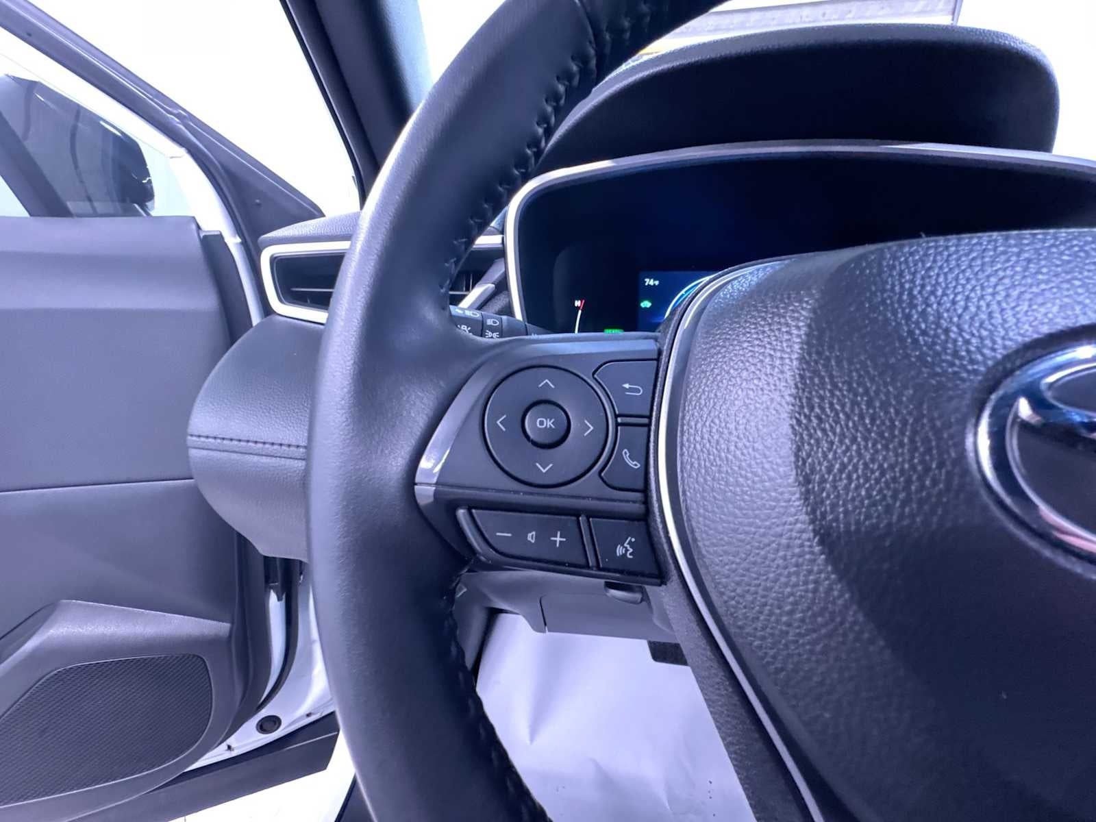 2025 Toyota Corolla Cross Hybrid XSE