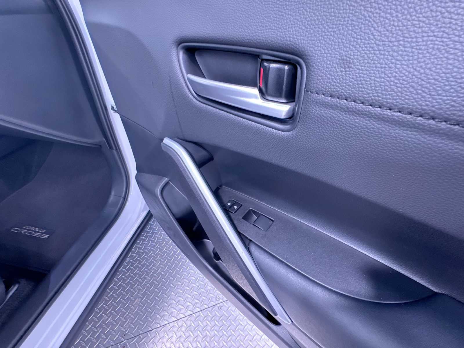 2025 Toyota Corolla Cross Hybrid XSE
