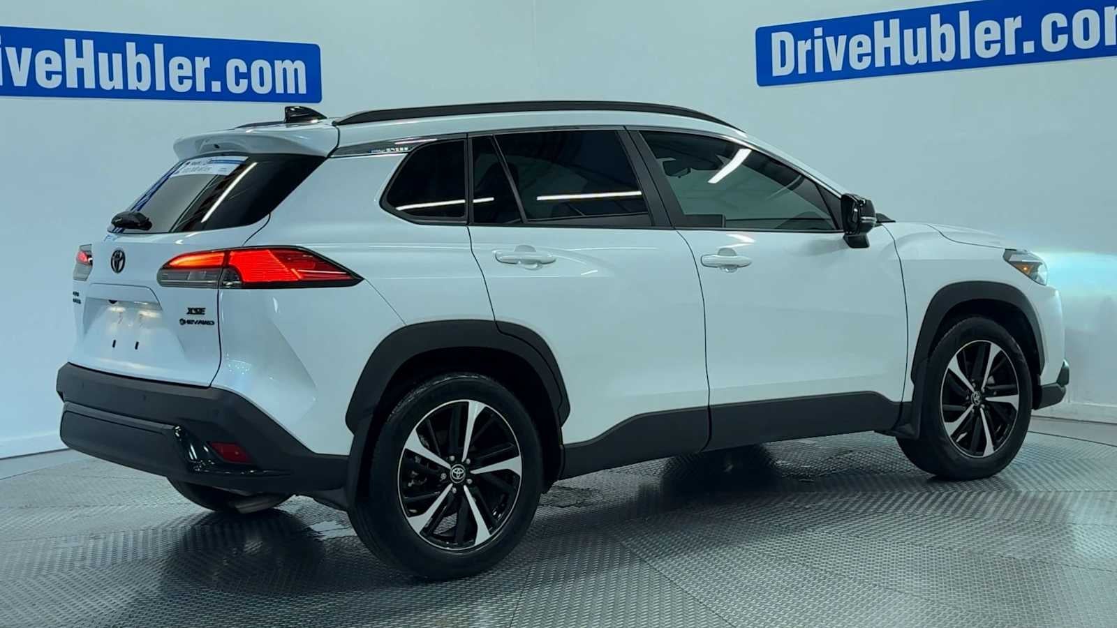2025 Toyota Corolla Cross Hybrid XSE