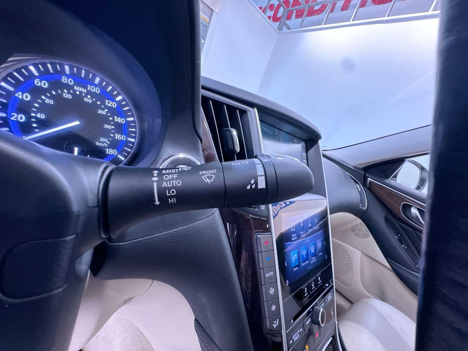 2014 INFINITI Q50 Premium