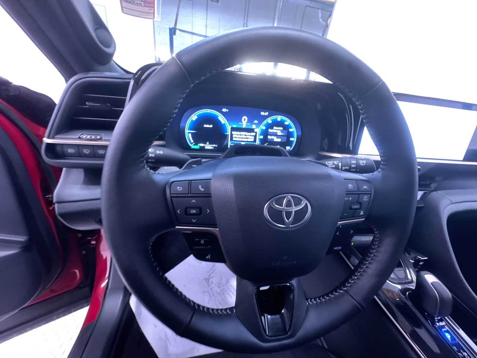 2025 Toyota Crown Signia Limited