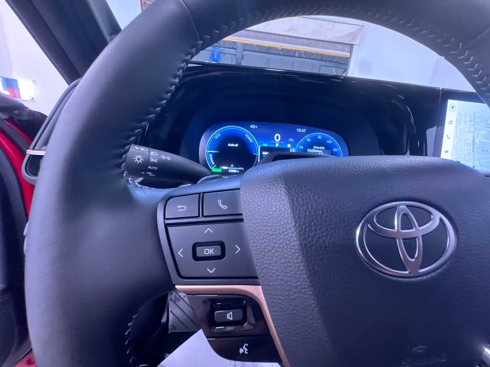 2025 Toyota Crown Signia Limited