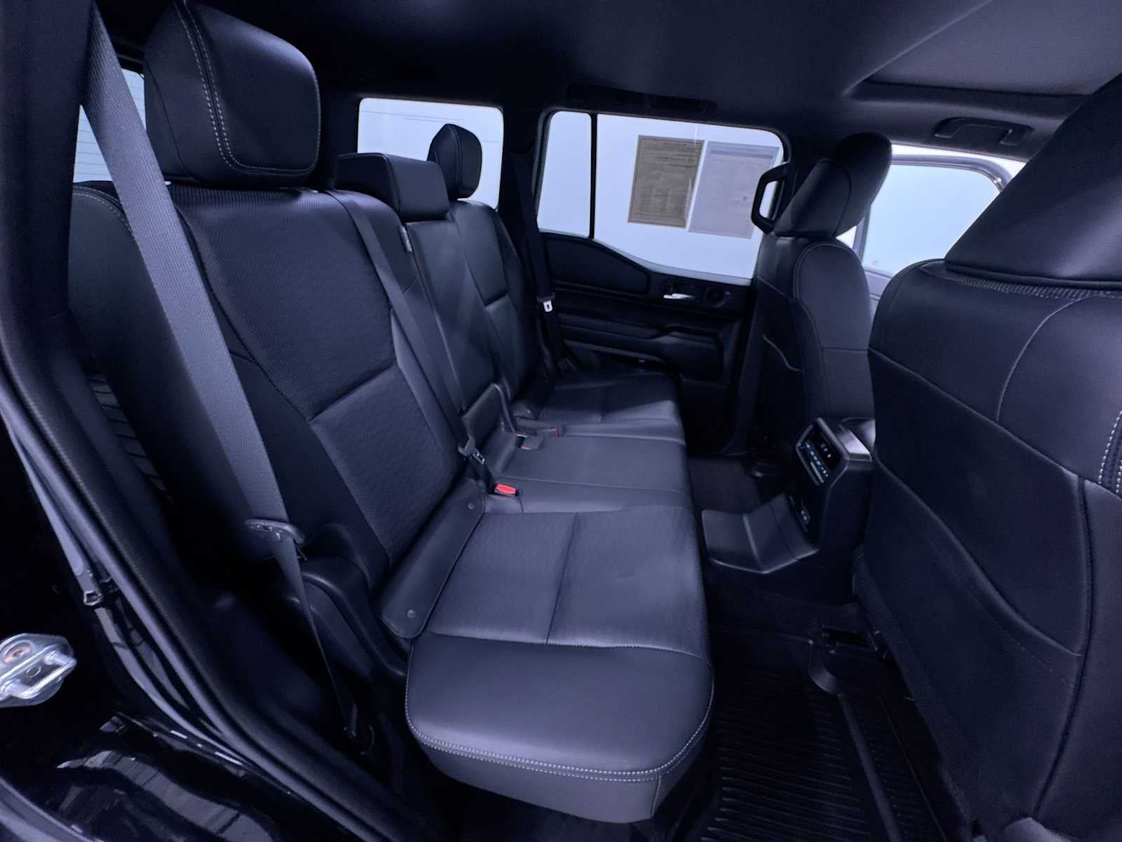 2024 Toyota Land Cruiser 4WD (Natl)