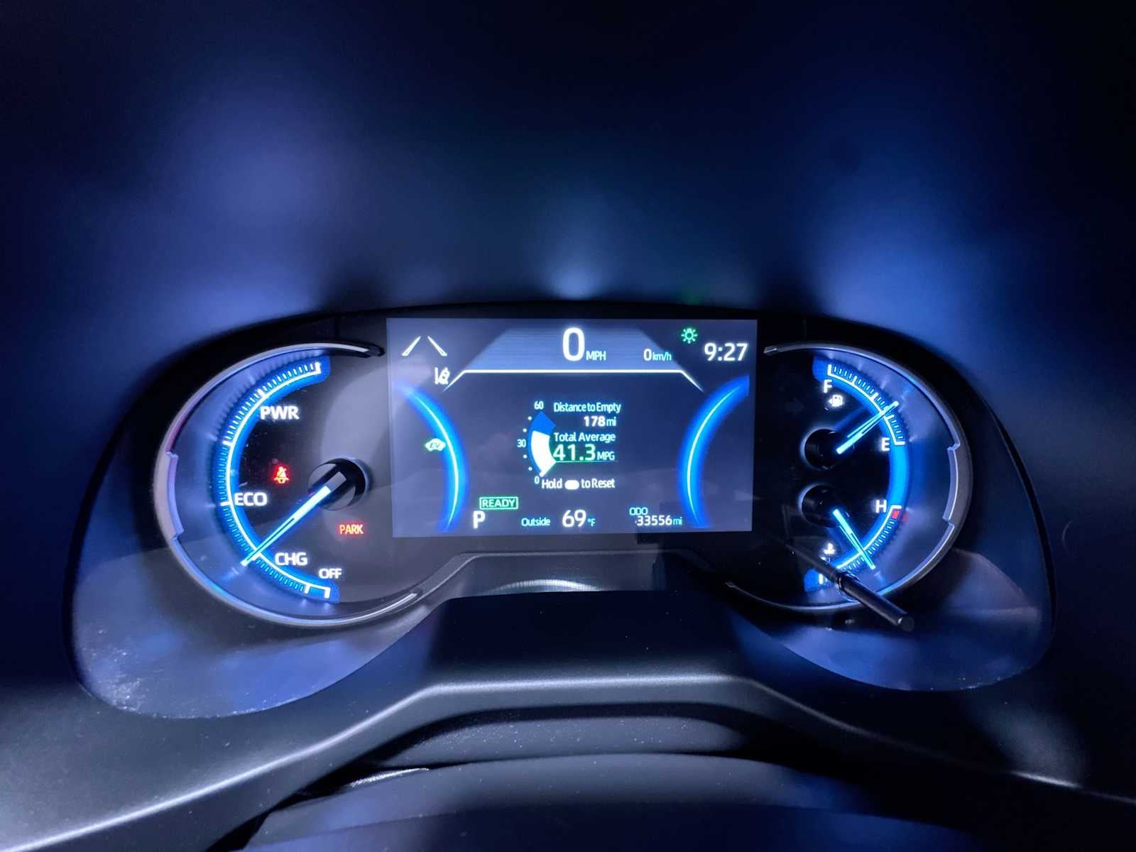 2025 Toyota RAV4 Hybrid LE