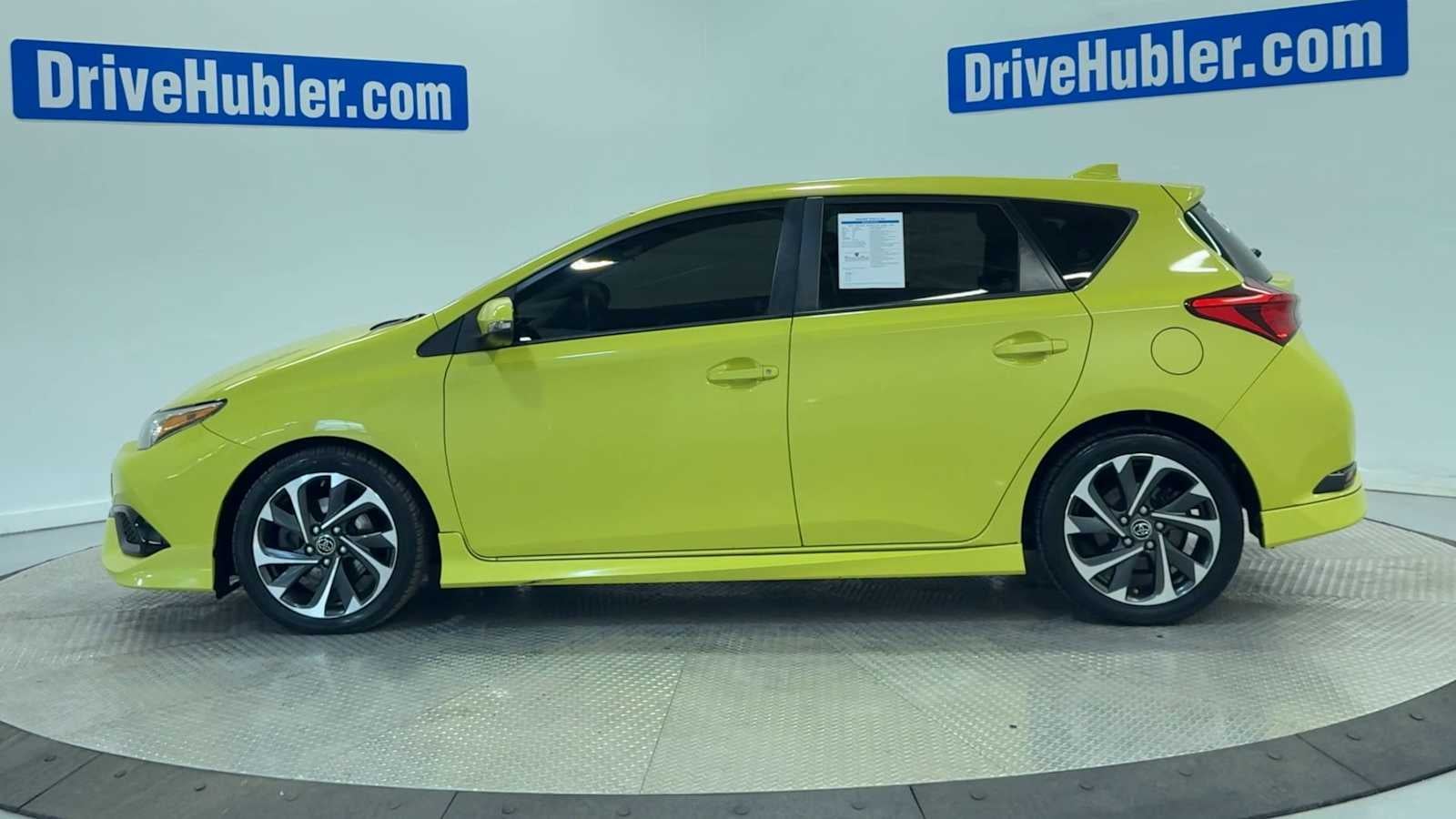 2017 Toyota Corolla iM CVT (Natl)