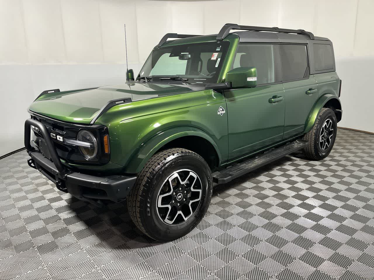 2024 Ford Bronco Outer Banks