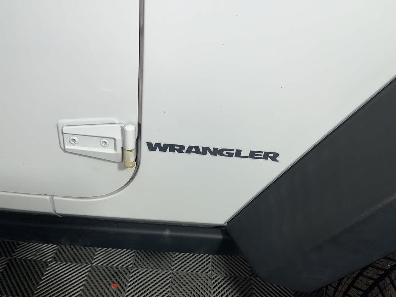 2017 Jeep Wrangler Willys Wheeler