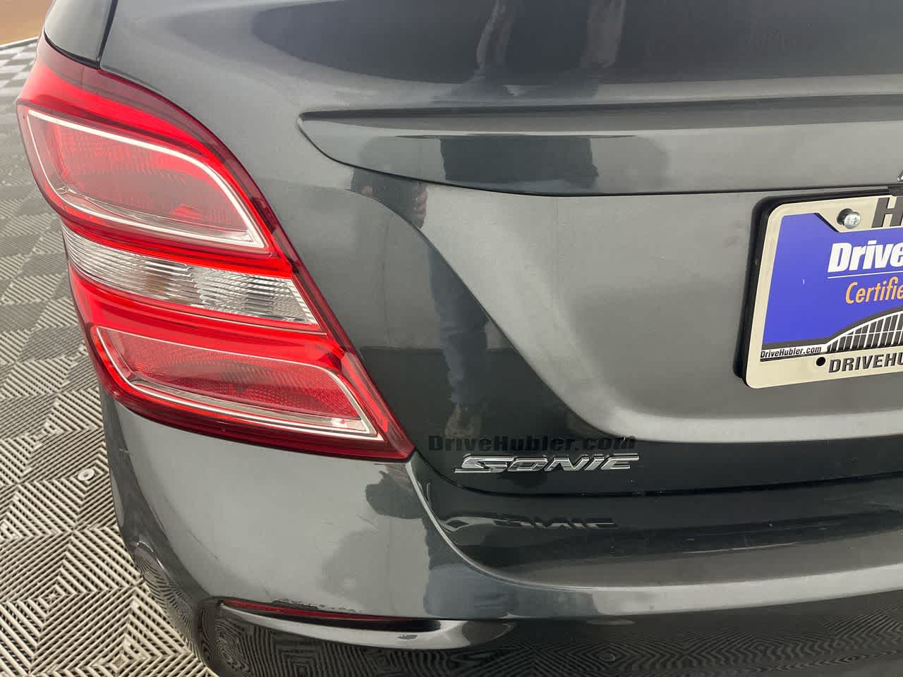 2017 Chevrolet Sonic LS