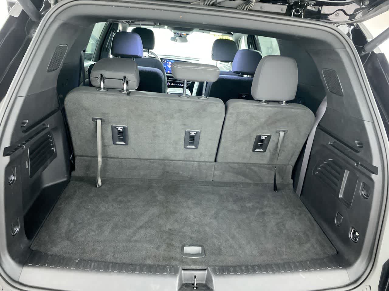 2025 Chevrolet Traverse FWD LT