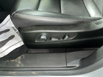 2025 Cadillac XT4 FWD Premium Luxury