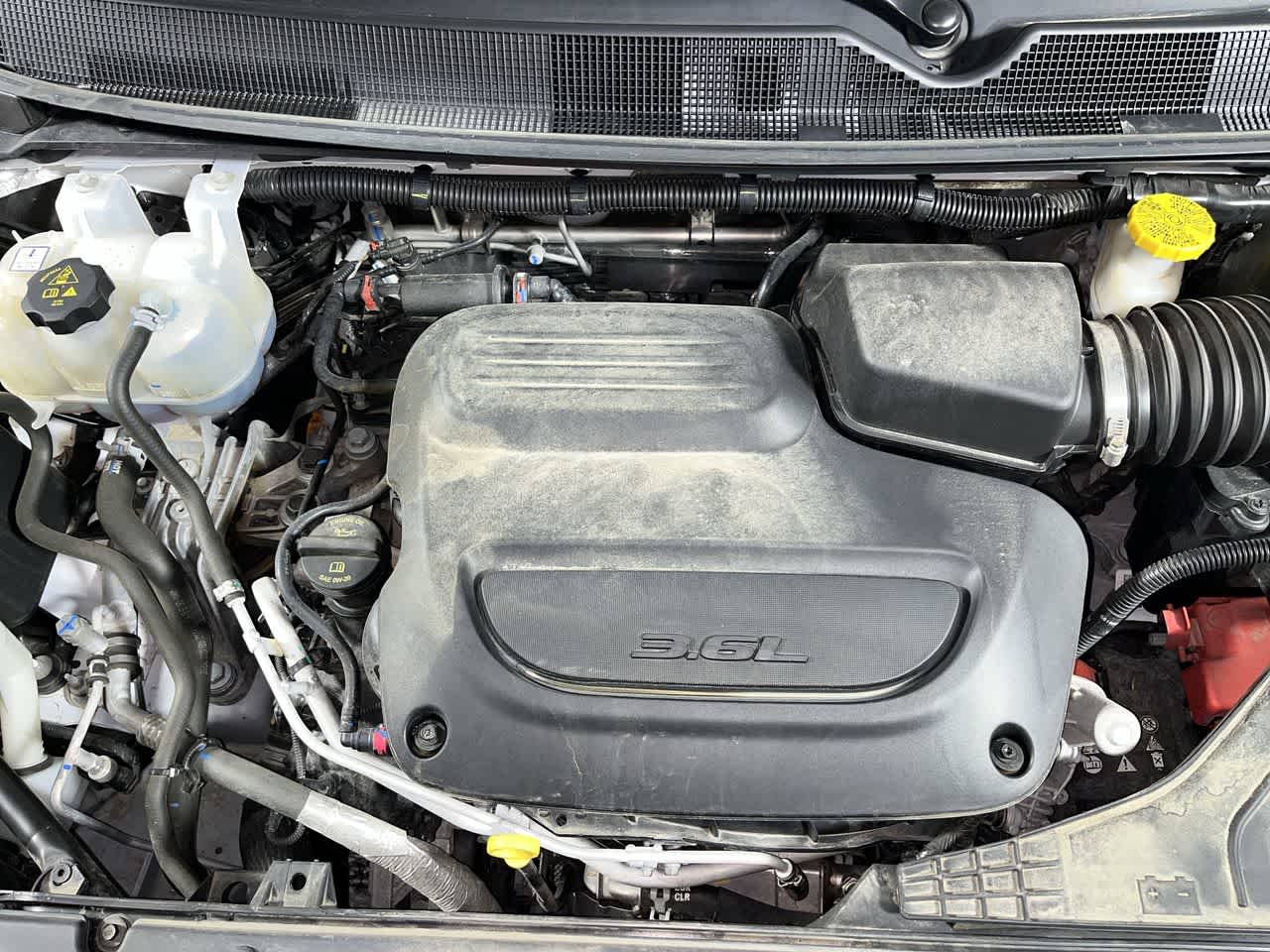 2024 Chrysler Voyager LX