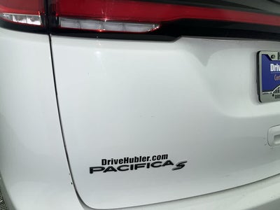 2024 Chrysler Pacifica Hybrid S Appearance Pkg