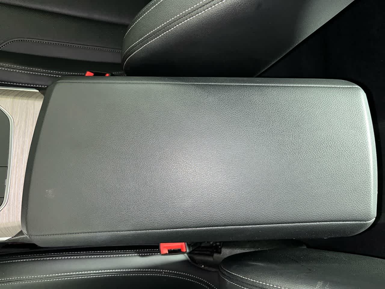 2025 BMW 330i 330i