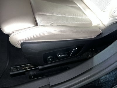 2025 BMW 330i 330i