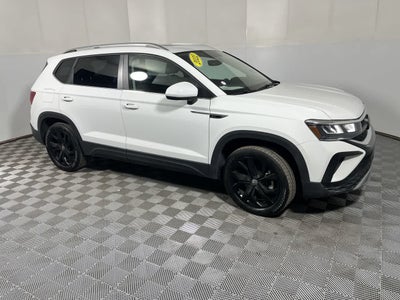 2022 Volkswagen Taos SE