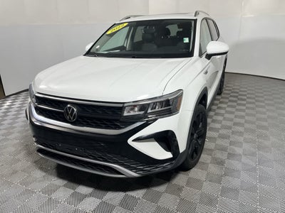 2022 Volkswagen Taos SE