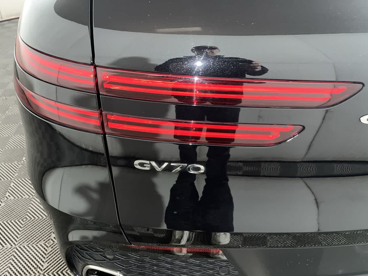 2025 Genesis GV70 2.5T