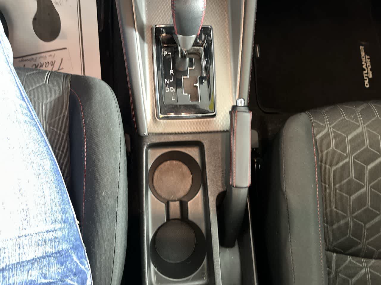 2025 Mitsubishi Outlander Sport LE