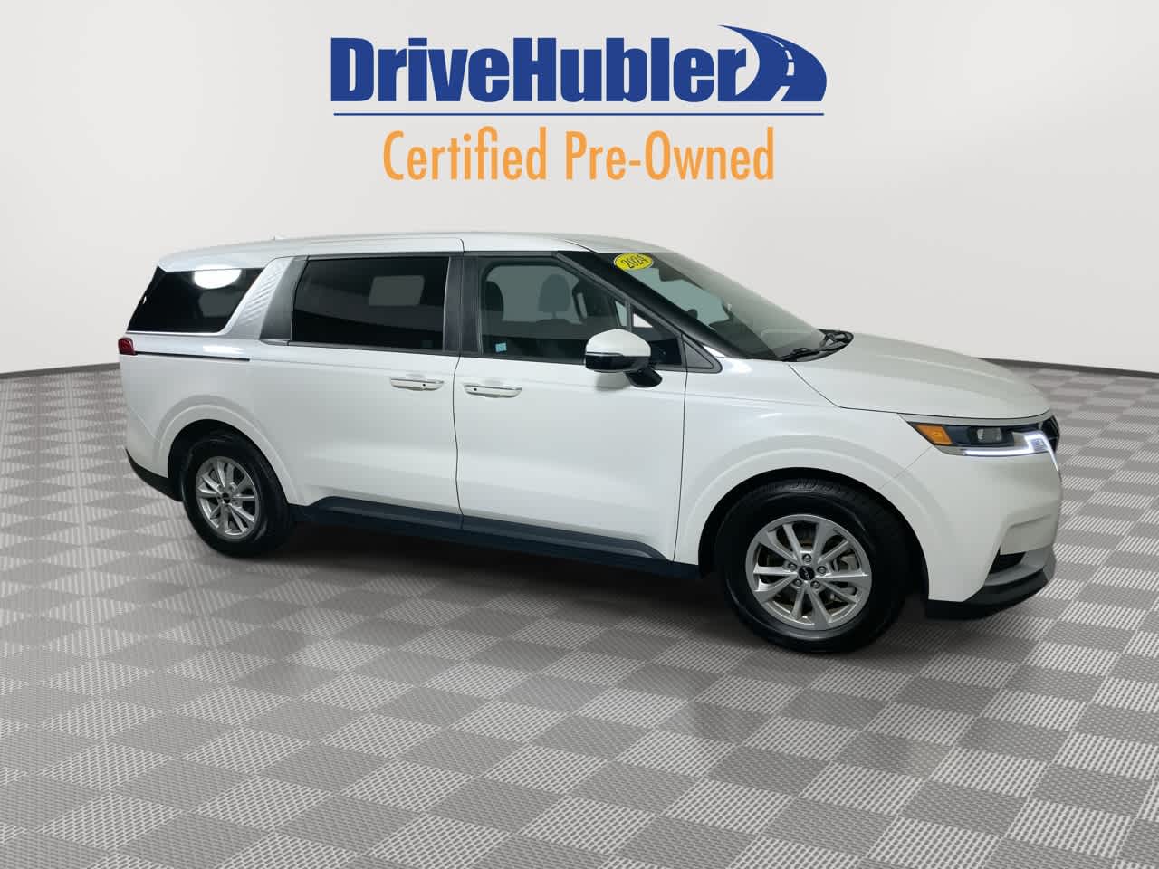 2024 Kia Carnival LX