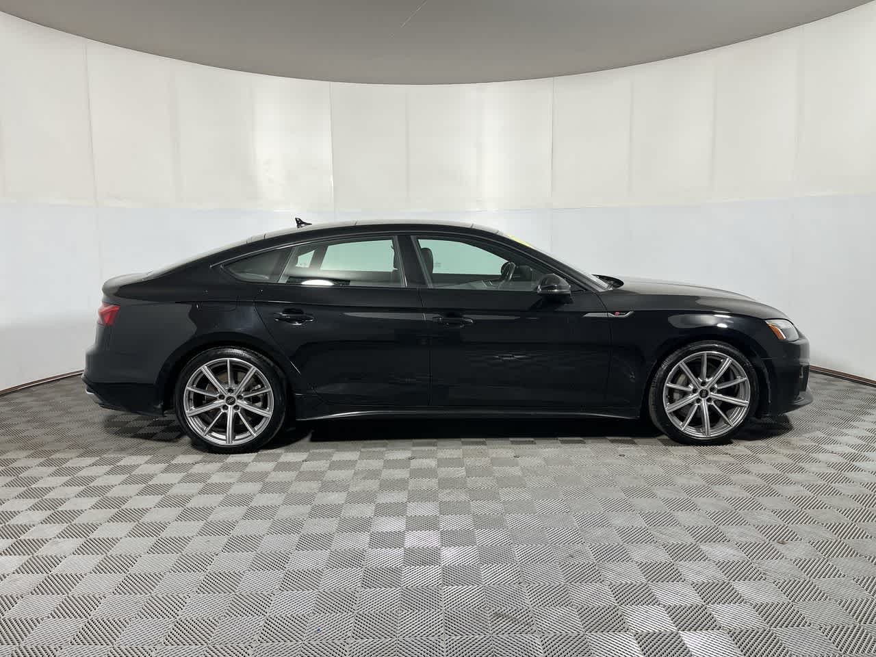 2025 Audi A5 Sportback S line Premium