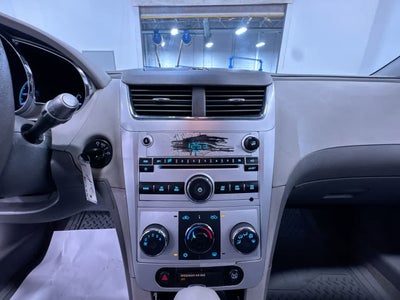 2011 Chevrolet Malibu LS w/1FL
