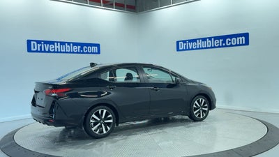 2022 Nissan Versa SR