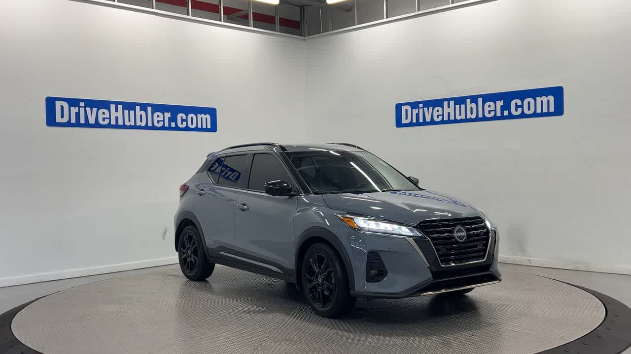 2023 Nissan Kicks SR
