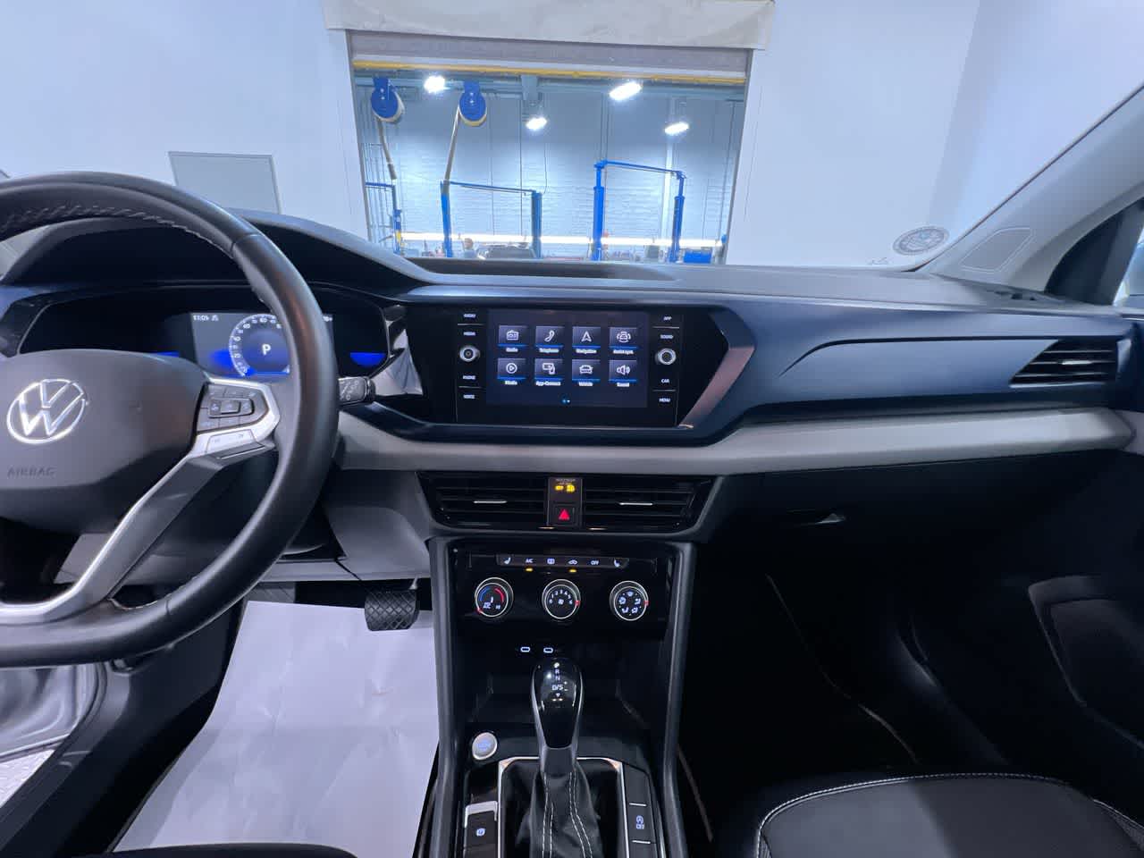 2023 Volkswagen Taos SE