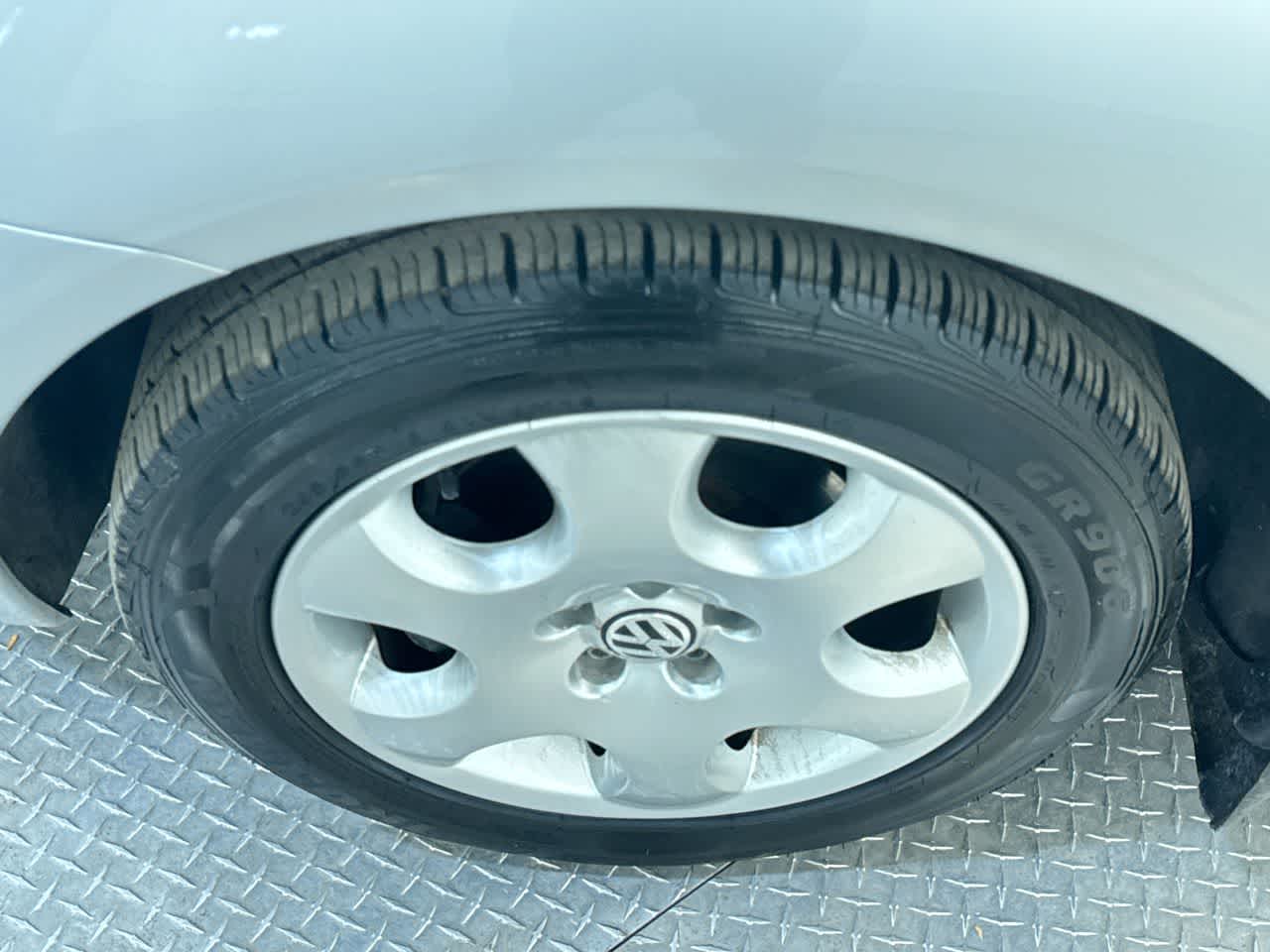 2003 Volkswagen New Beetle GLS