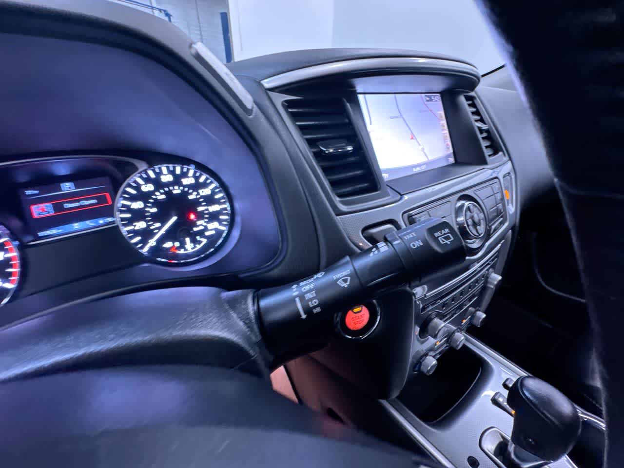 2019 Nissan Pathfinder SL