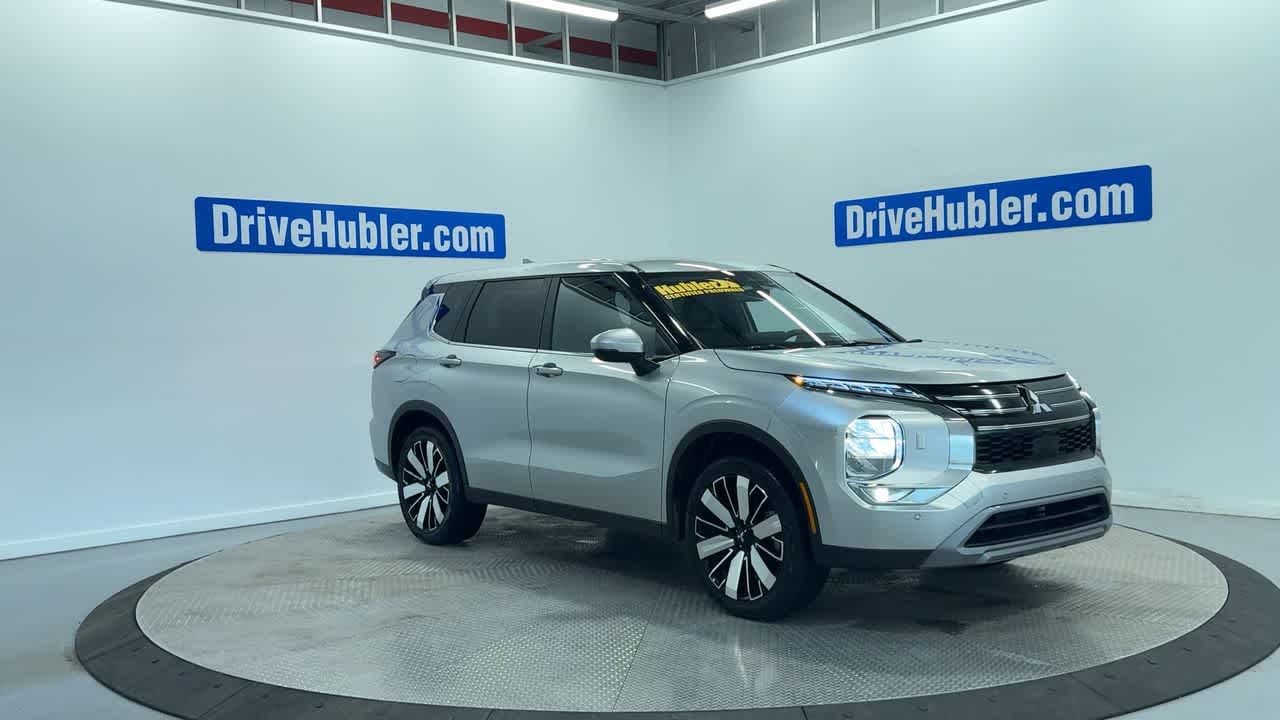 2025 Mitsubishi Outlander SE