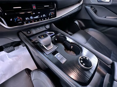 2024 Nissan Rogue Platinum