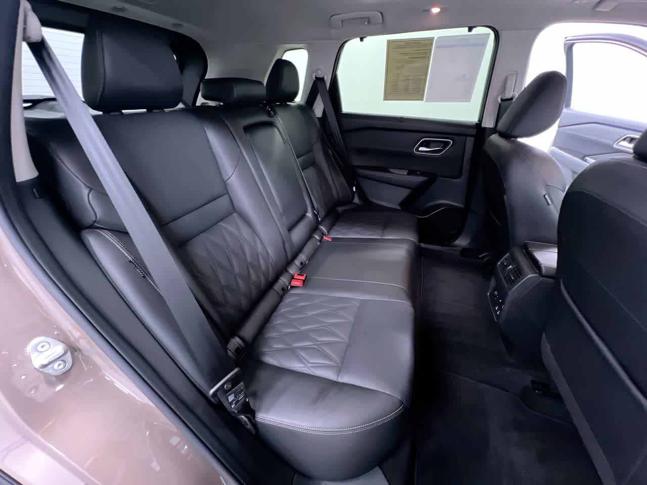 2024 Nissan Rogue Platinum