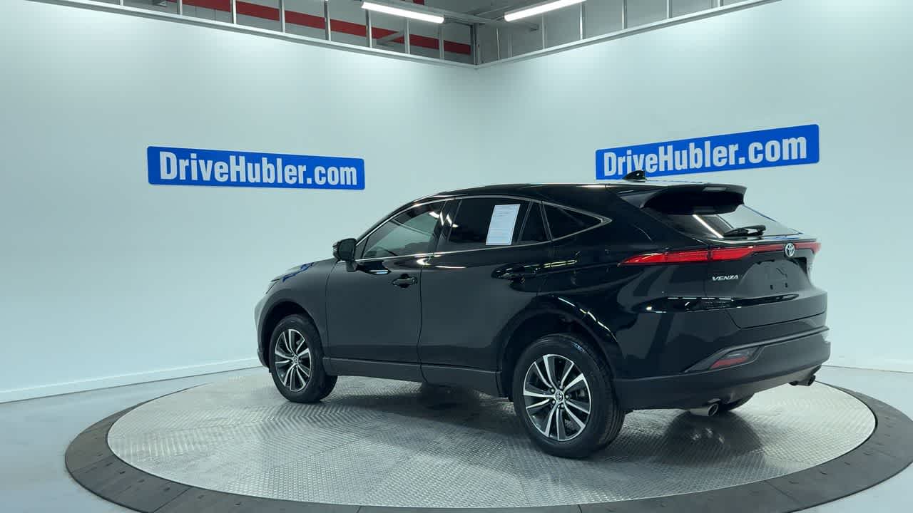 2022 Toyota Venza LE