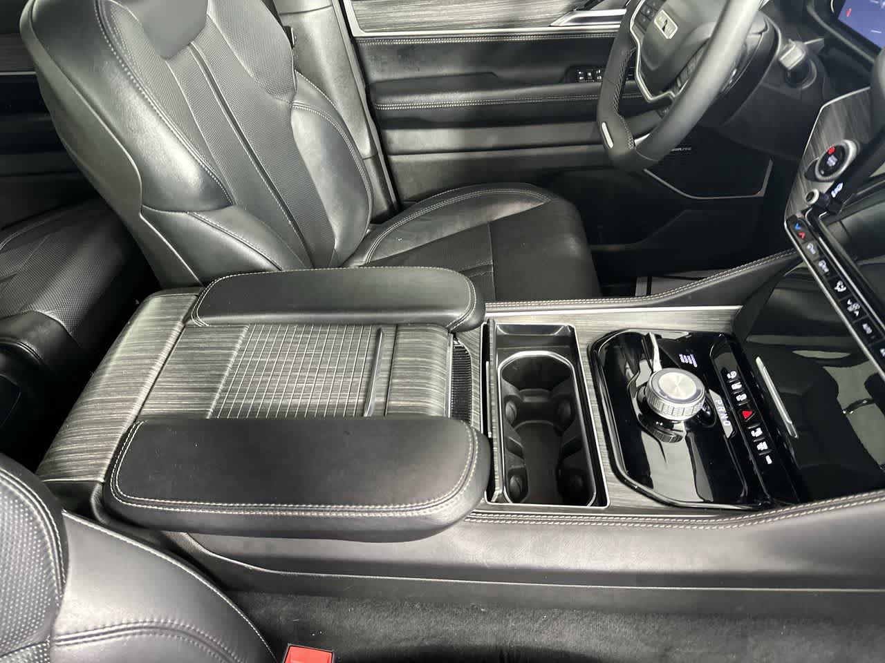 2024 Jeep Wagoneer L Series II
