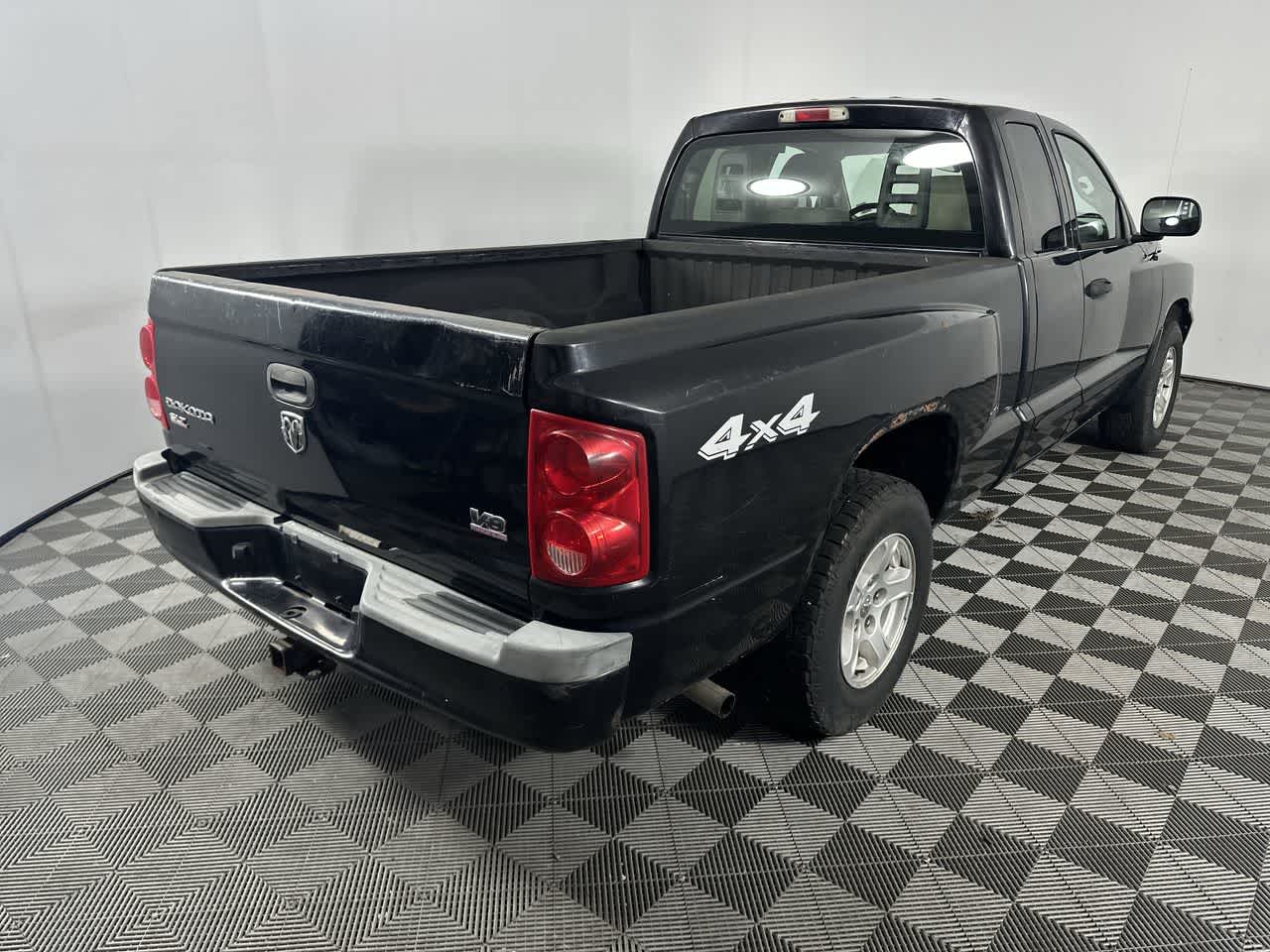 2005 Dodge Dakota SLT