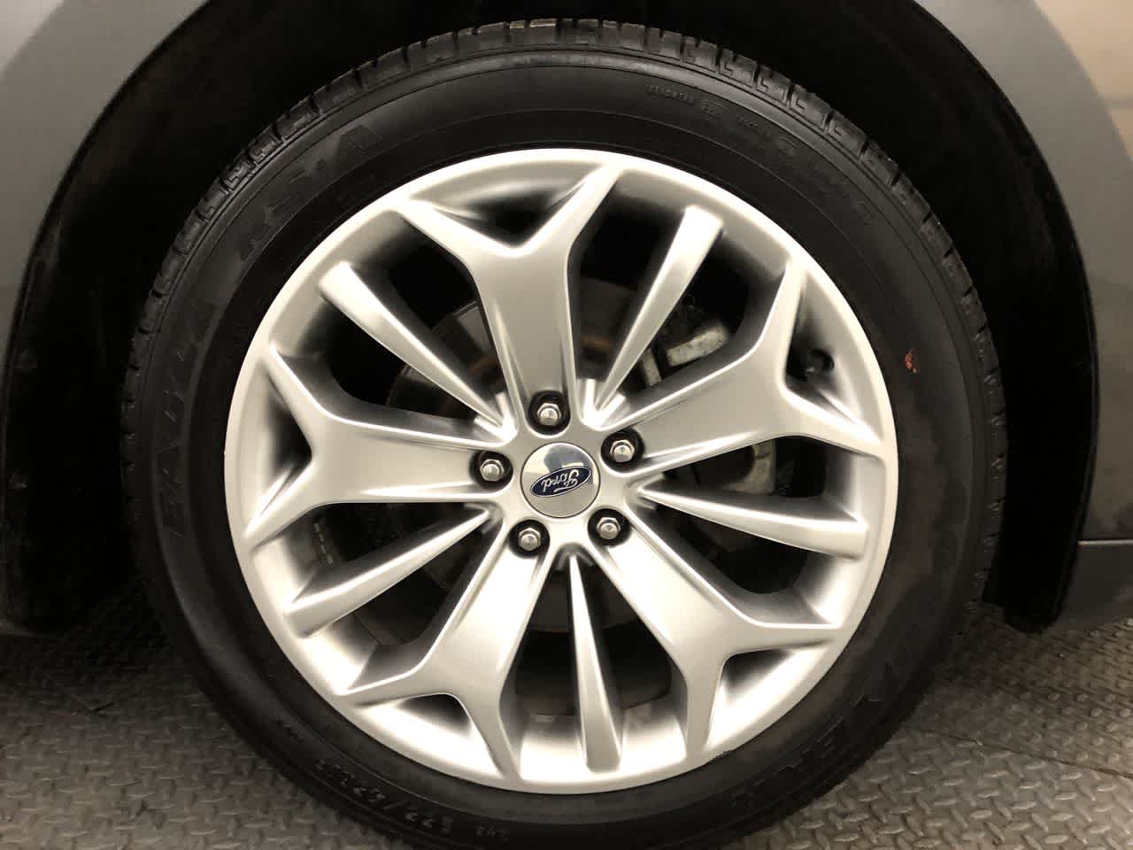 2019 Ford Taurus Limited