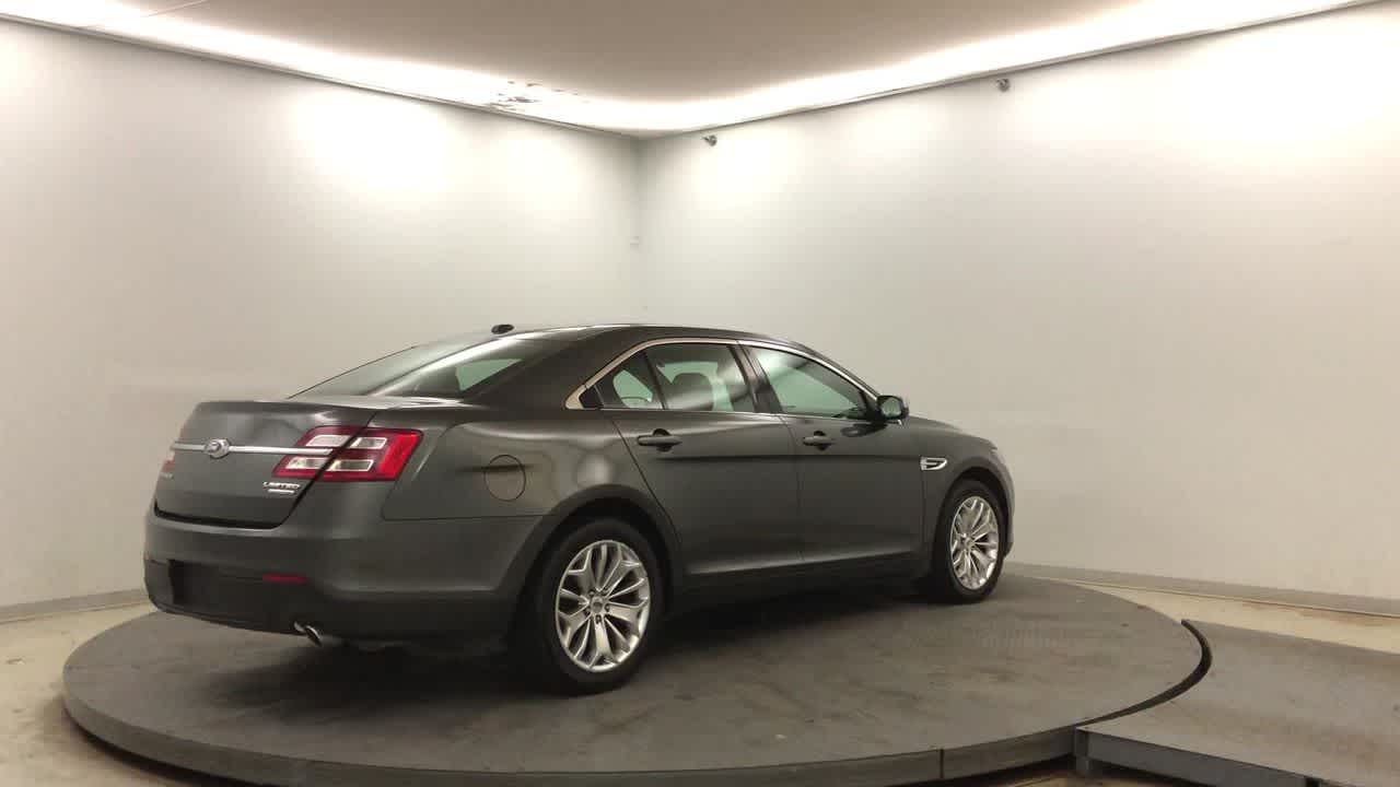 2019 Ford Taurus Limited