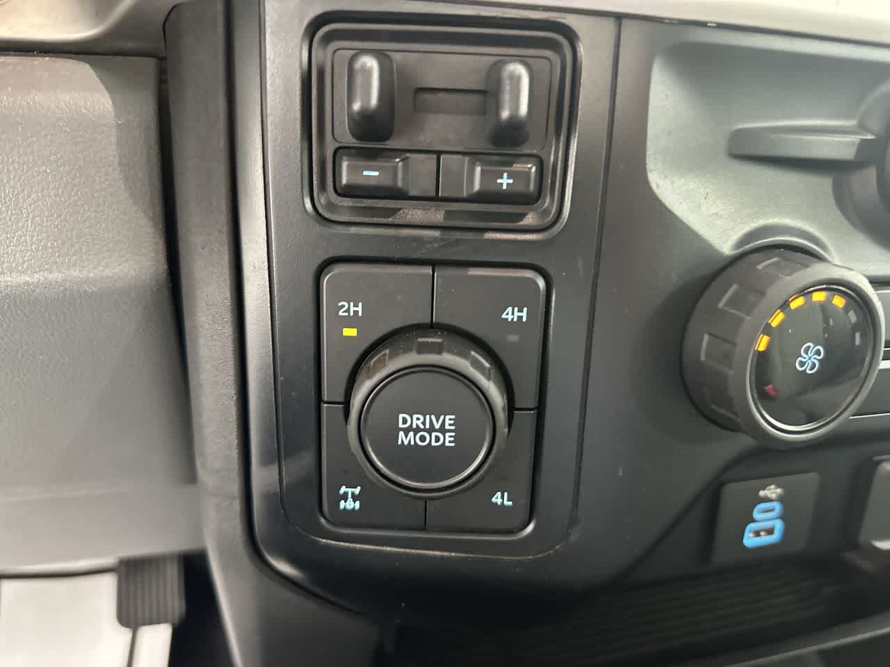 2023 Ford Super Duty F-250 Pickup XLT