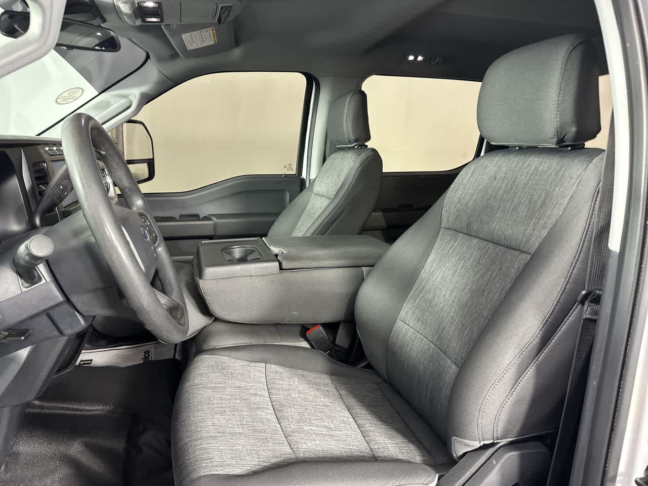 2023 Ford Super Duty F-350 SRW Pickup XL