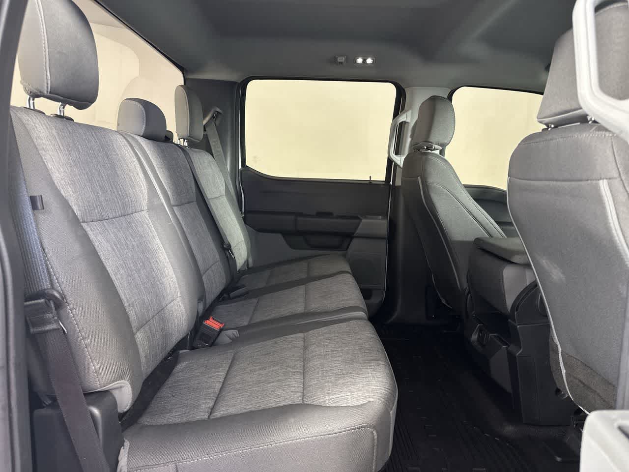 2023 Ford Super Duty F-350 SRW Pickup XL