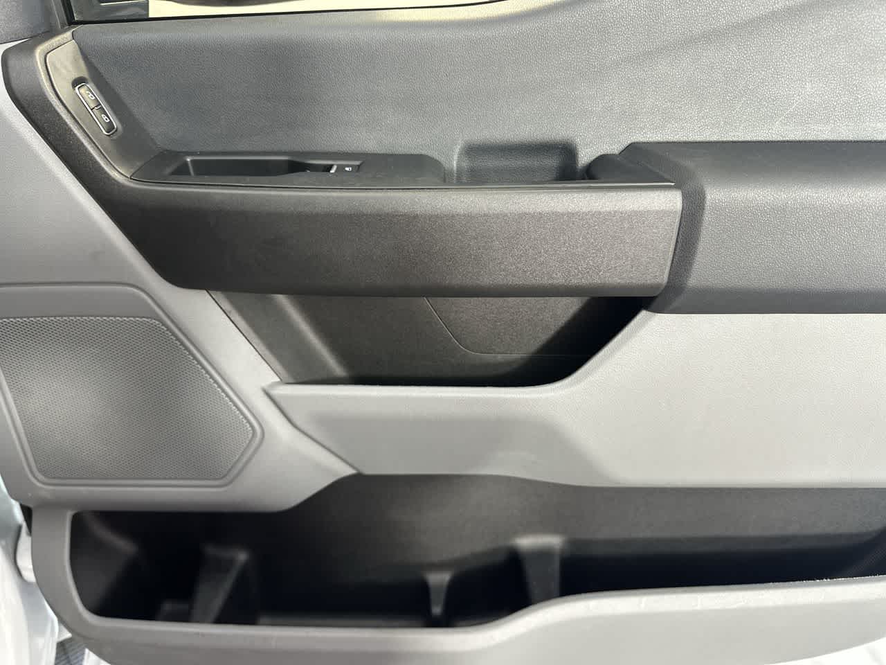 2023 Ford Super Duty F-350 SRW Pickup XL