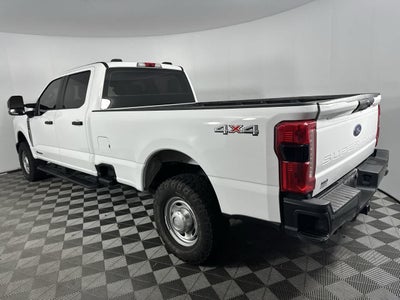 2023 Ford Super Duty F-350 SRW Pickup XL