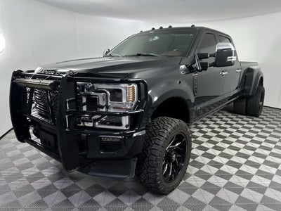 2022 Ford Super Duty F-350 DRW Platinum