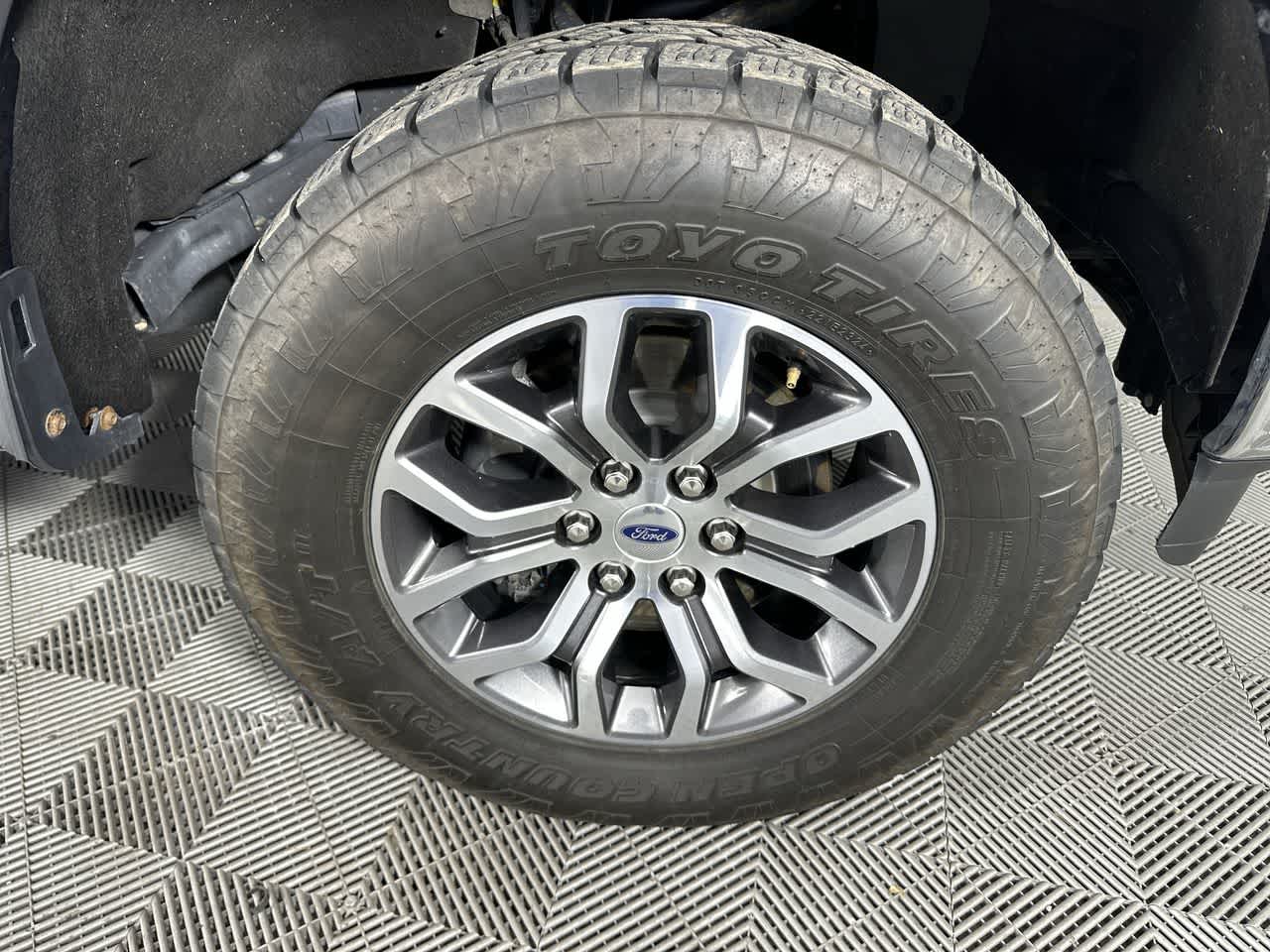 2021 Ford F-150 LARIAT